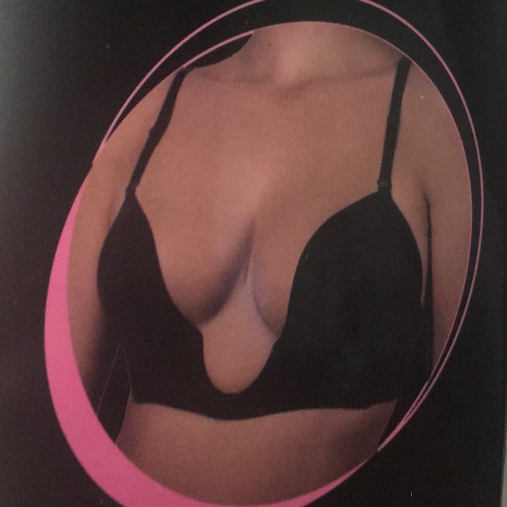 V cut bra| Black | 36D